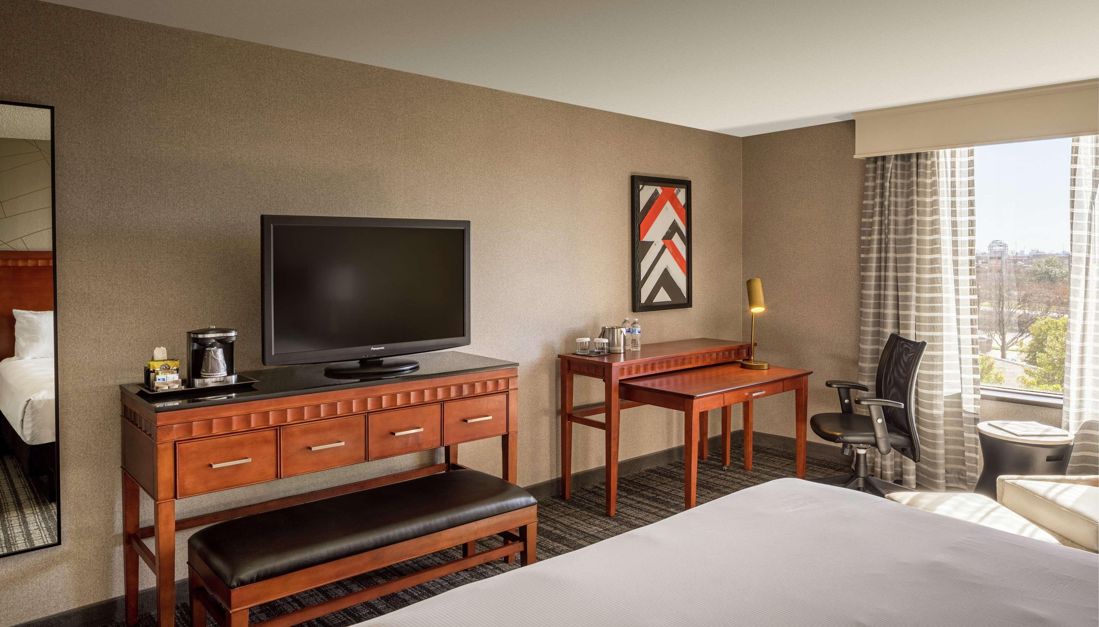Doubletree By Hilton Dallas Near The Galleria Eksteriør bilde