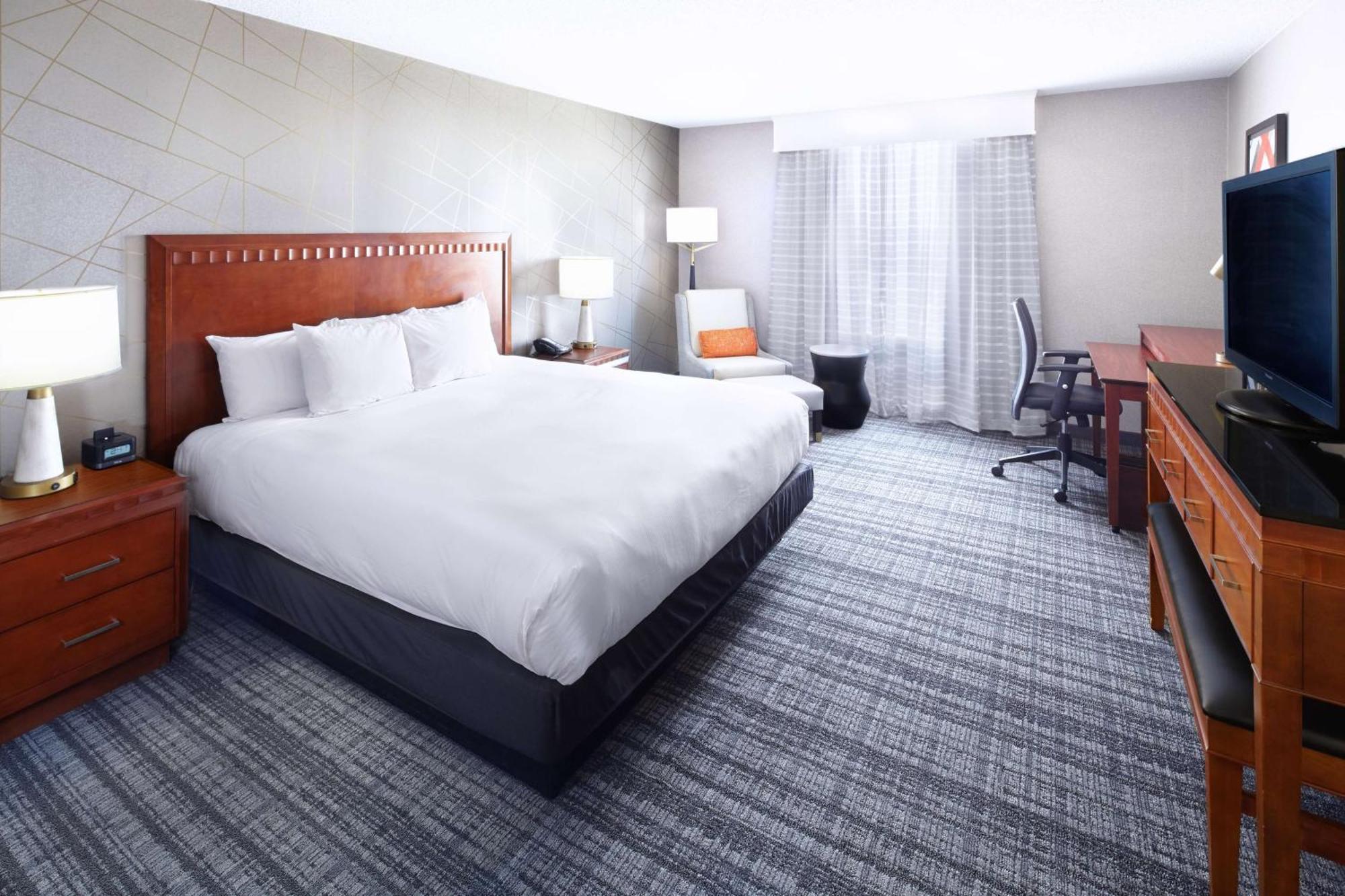 Doubletree By Hilton Dallas Near The Galleria Eksteriør bilde