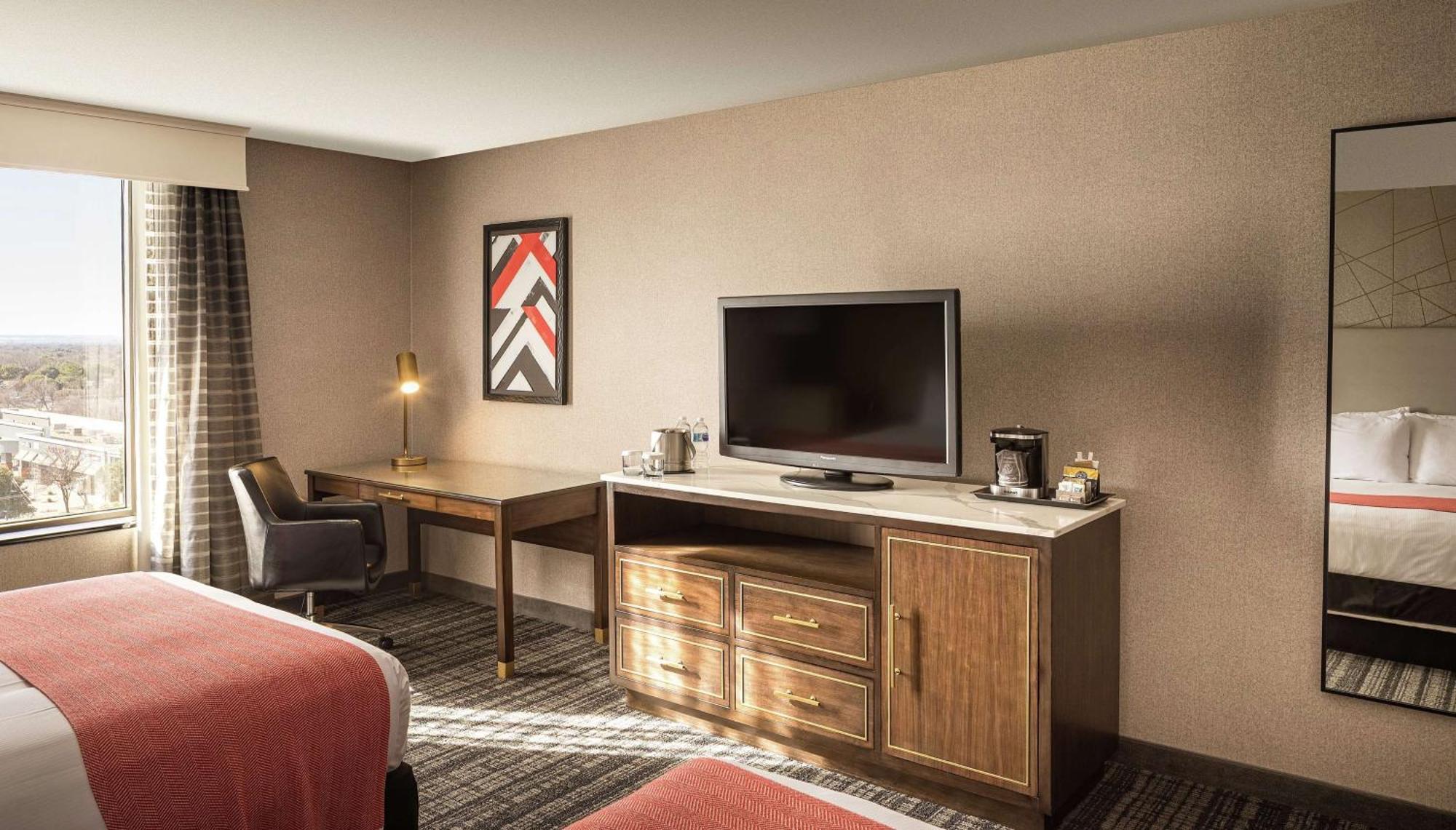 Doubletree By Hilton Dallas Near The Galleria Eksteriør bilde